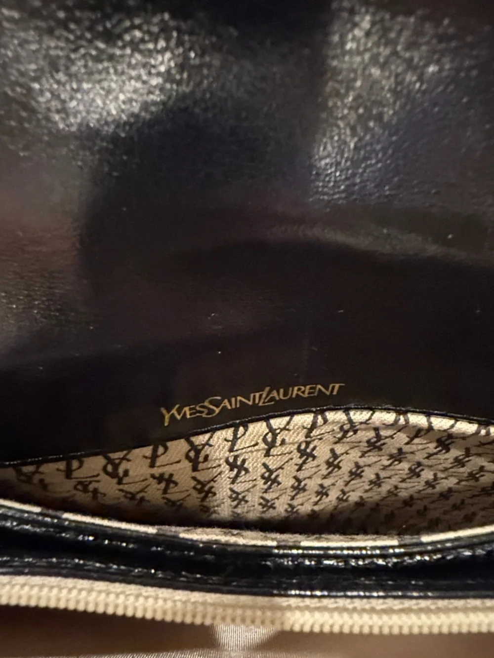 Yves Saint Laurent black chevron quilted leather envelope clutch bag. - Picture 2 of 7